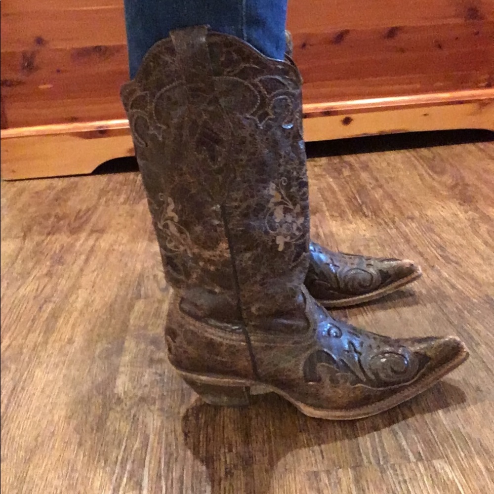 Corral lizard inlay boots